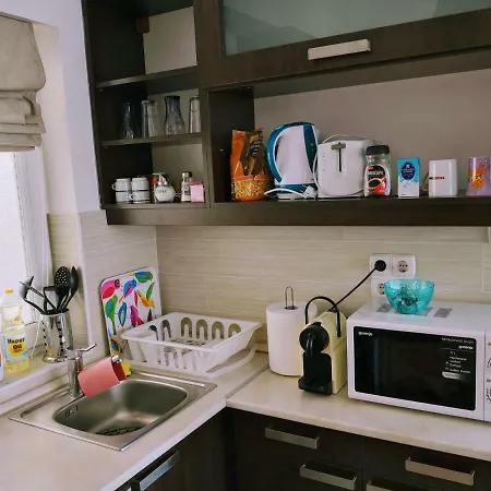 1,5 Szobas Lakas Terasszal,koezel A Szechenyi Fuerdohoez Apartment *