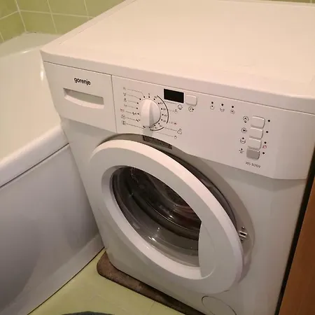 1,5 Szobas Lakas Terasszal,koezel A Szechenyi Fuerdohoez Apartment *